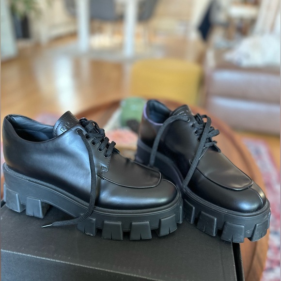 Prada loafers - Picture 3 of 10